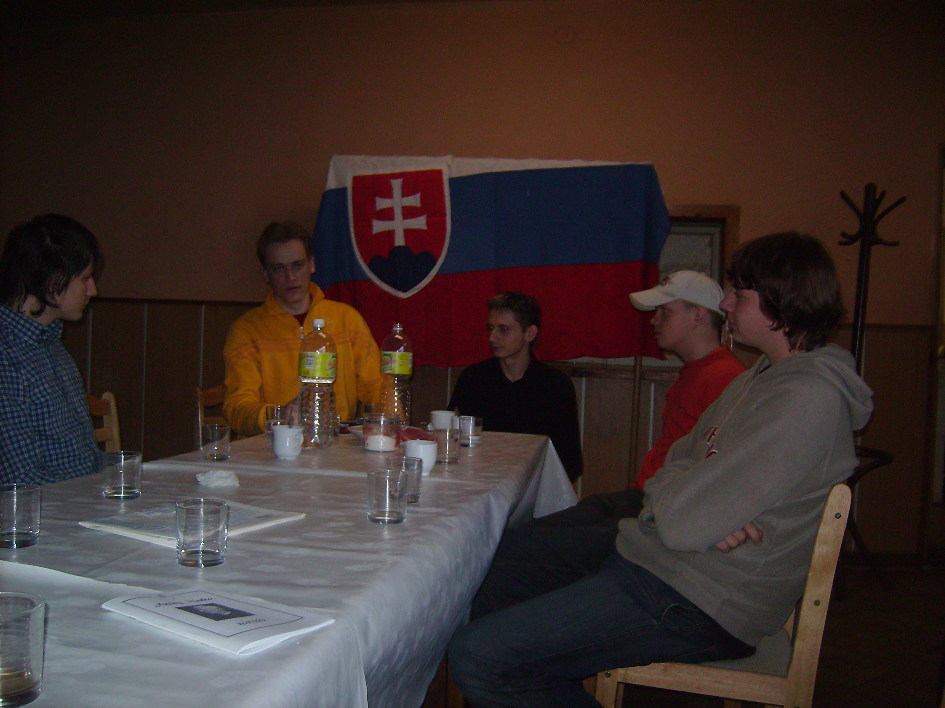 členovia 5